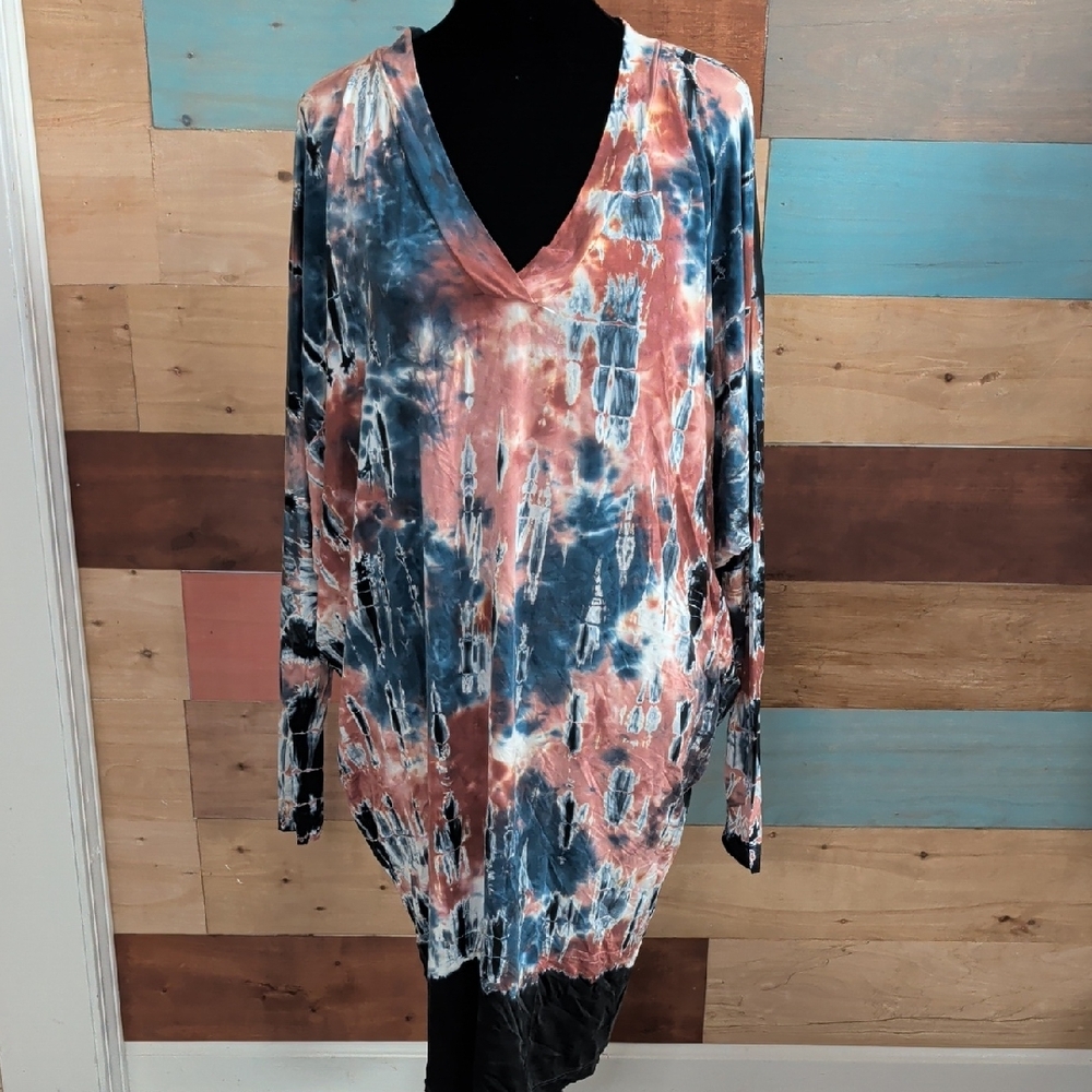 V-Neck Tie-Dye Long Sleeve Tunic in Blue & Rust